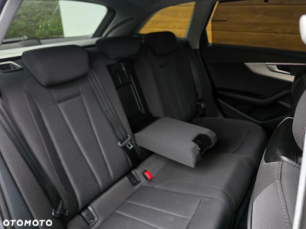 Audi A4 Avant 2024