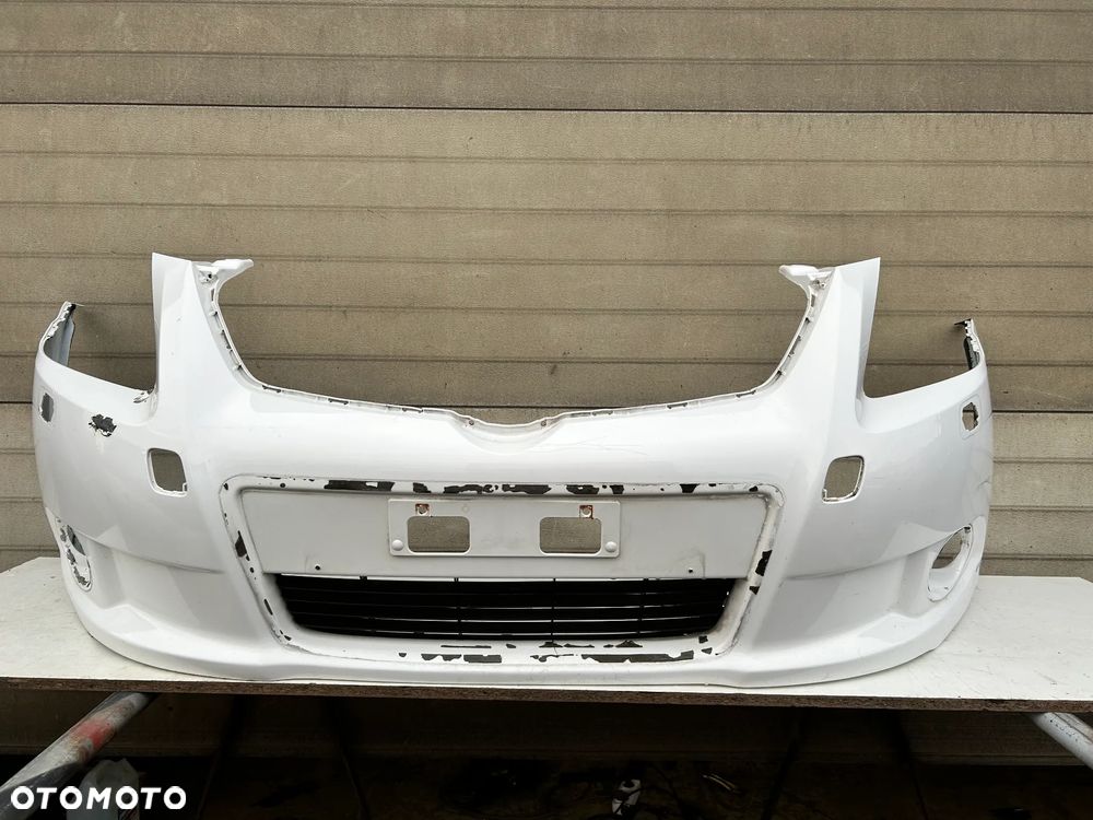 TOYOTA AVENSIS T25 T27 5211905190 ZDERZAK PRZÓD PRZEDNI