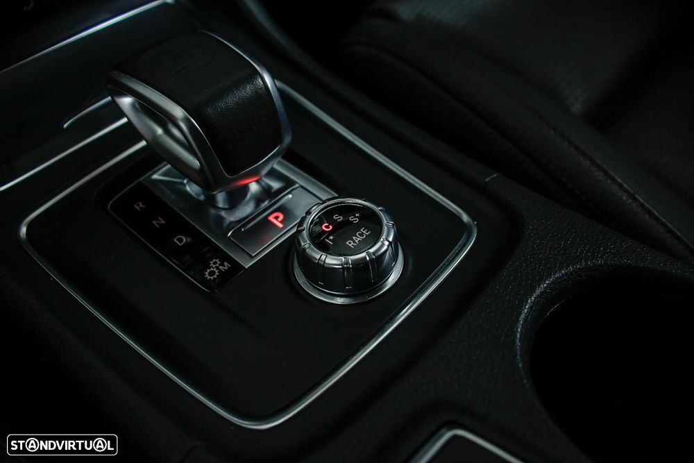 Mercedes-Benz CLA 45 AMG Shooting Brake 4-Matic - 8