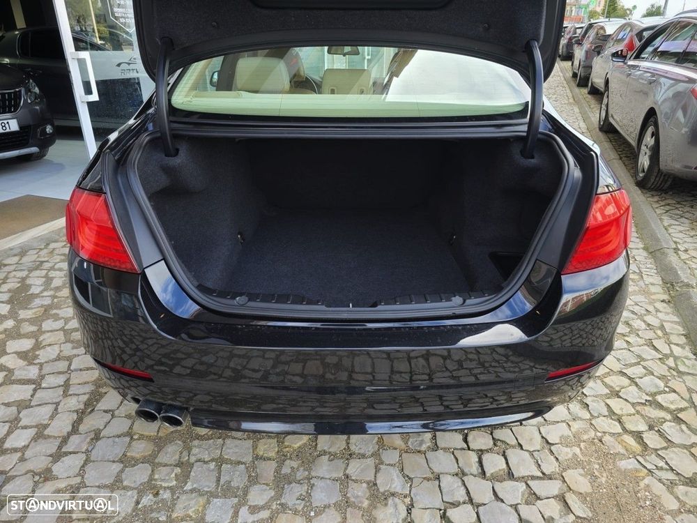 BMW 520 d Line Luxury Auto - 36