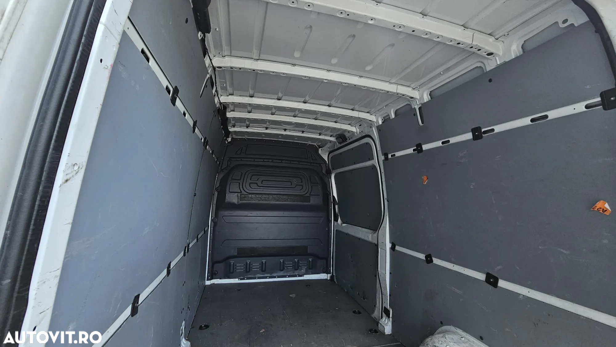 Mercedes-Benz SPRINTER - 9