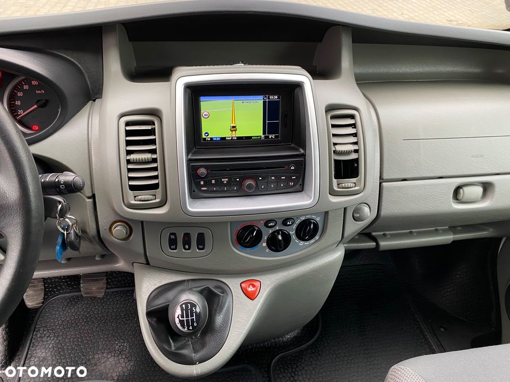 Opel Vivaro - 27
