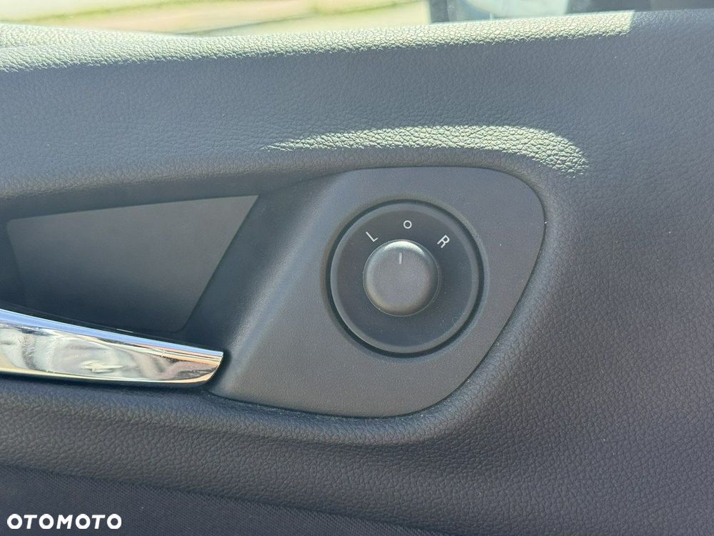 Opel Meriva - 24