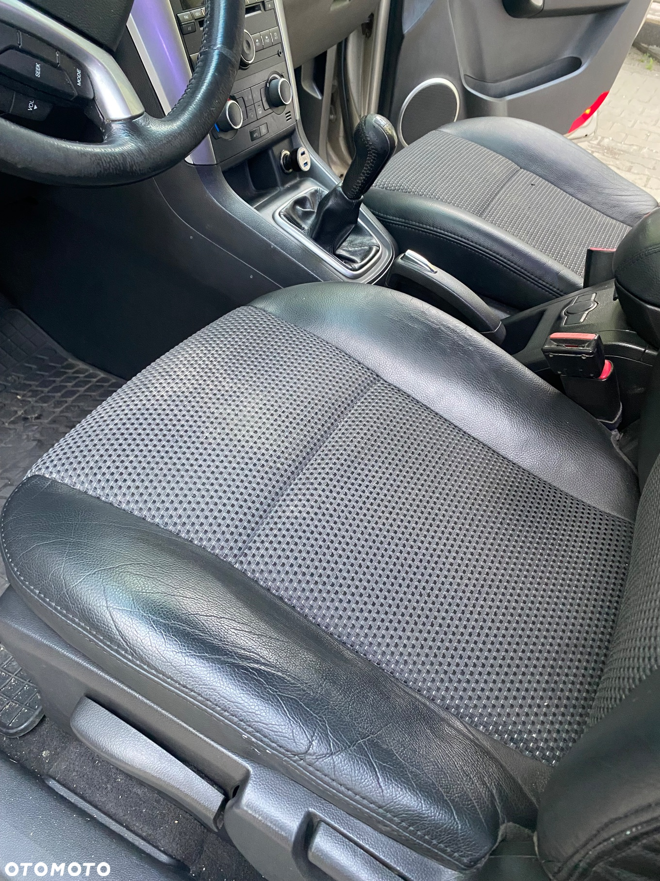 Chevrolet Captiva 2.0 d LS - 10