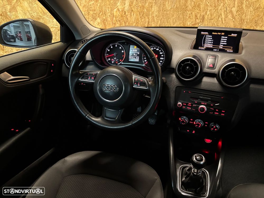 Audi A1 1.2 TFSI Attraction - 13