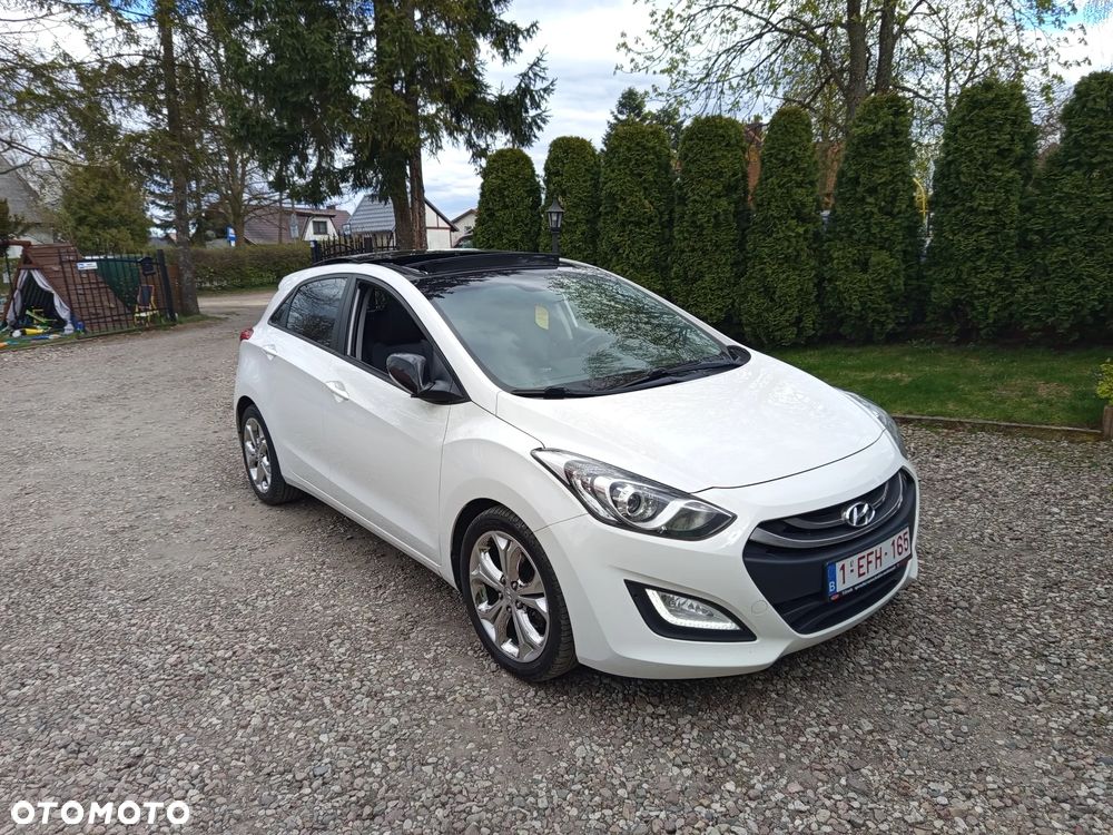 Hyundai i30 1.6 CRDi BlueDrive Premium - 11