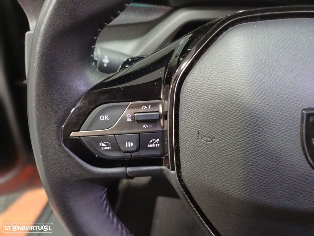 Peugeot 308 SW 1.2 PureTech Allure EAT8 - 15