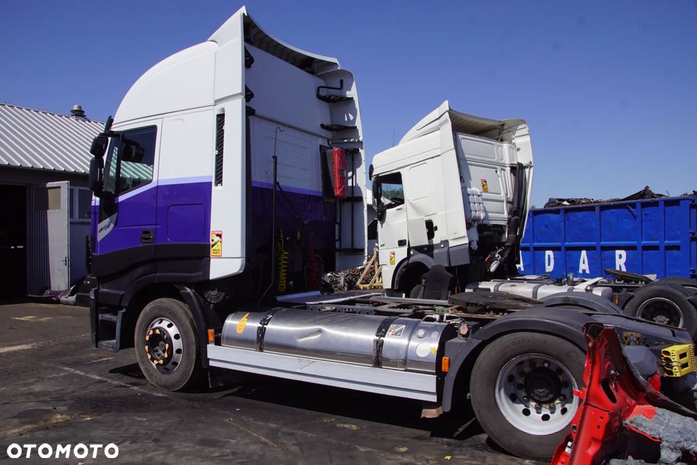 Pojazd na części - Iveco Stralis NP 460 11.1 F3HFE601A 12TX1810TO IC194 2018R Silnik Skrzynia Drzwi Maska Błotnik Nadkole Lampa Lusterko Klamka Szyba Siodło Kabina Deska Kokpit Sterownik Moduł Czujnik Licznik Panel Kierownica - 7