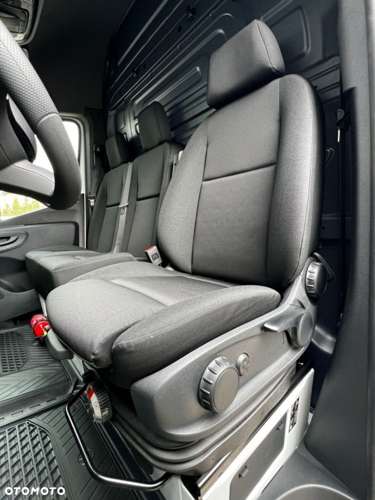 Mercedes-Benz Sprinter Sprinter - 11