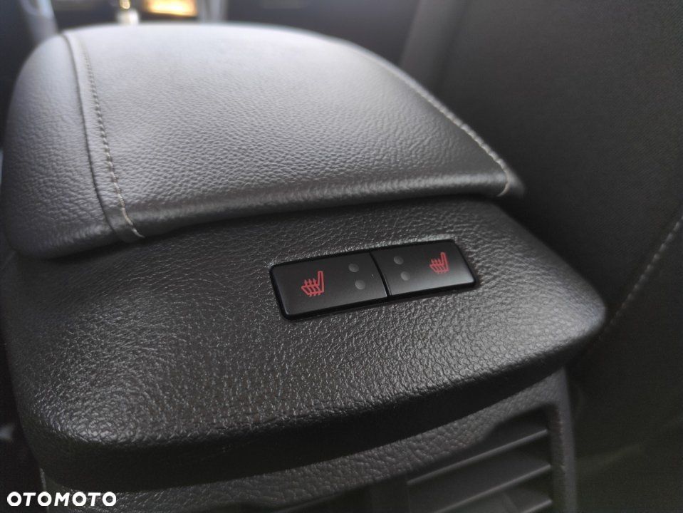 Ford Mondeo - 16