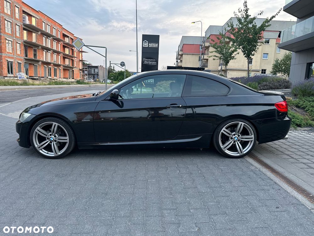 BMW Seria 3 320i - 6