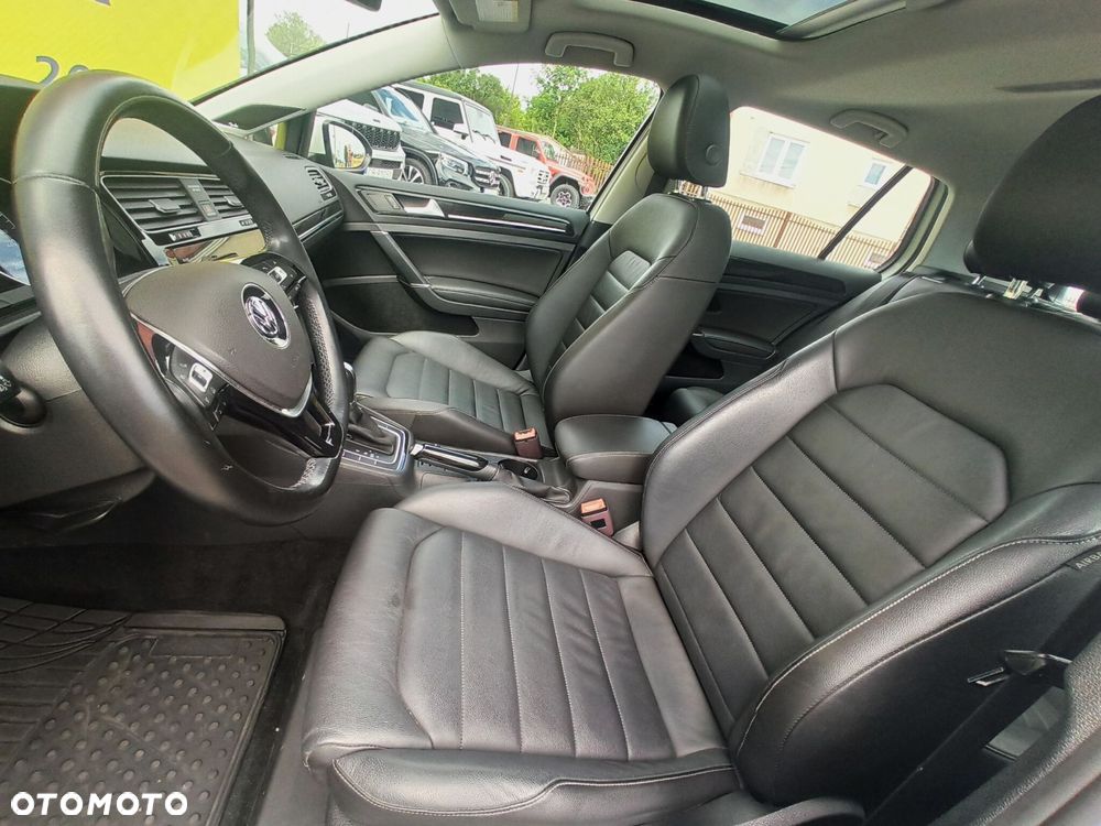 Volkswagen Golf - 7