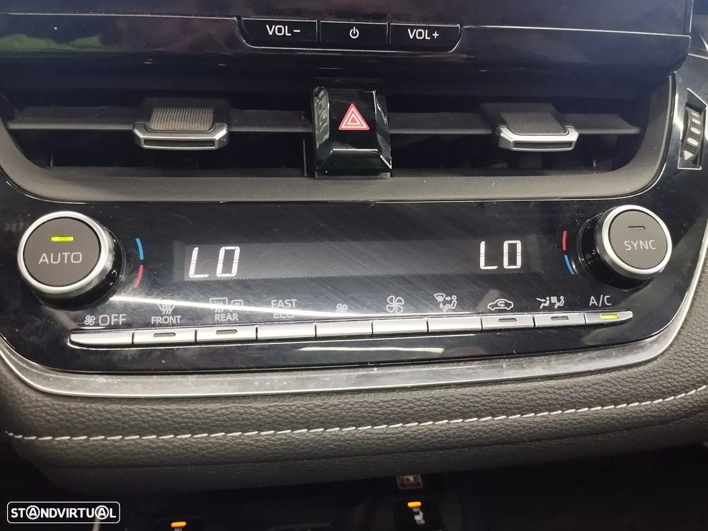Toyota Corolla 1.8 Hybrid Comfort - 35
