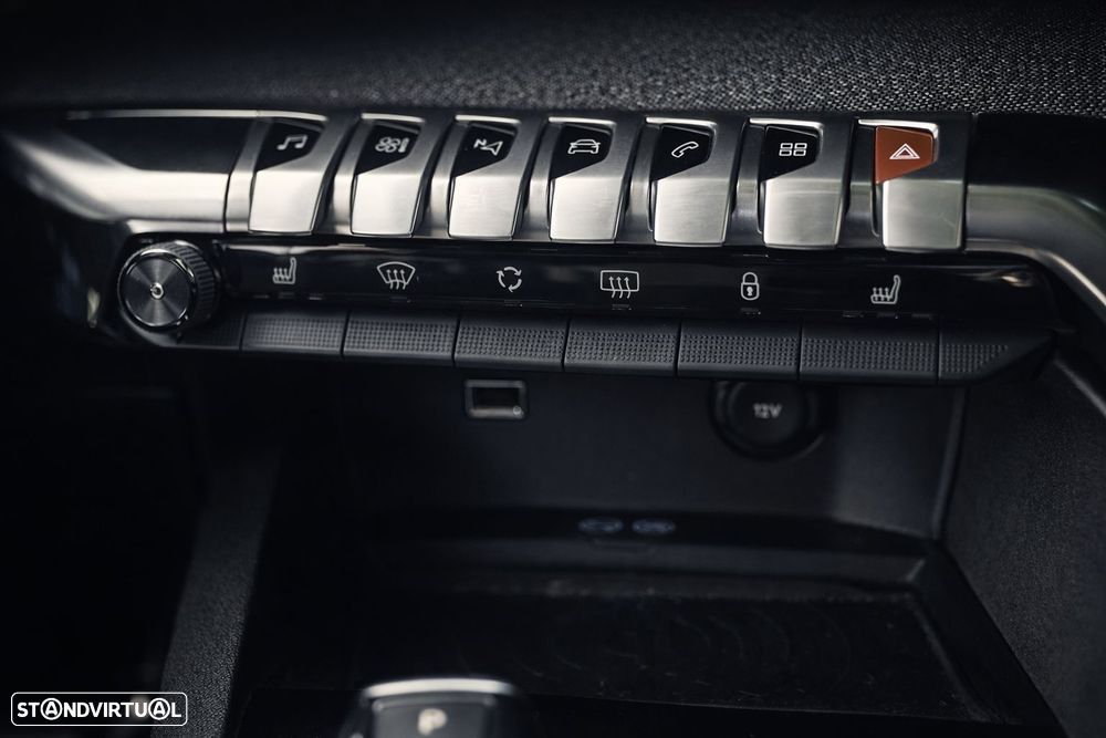 Peugeot 3008 1.6 BlueHDi GT Line EAT6 - 14