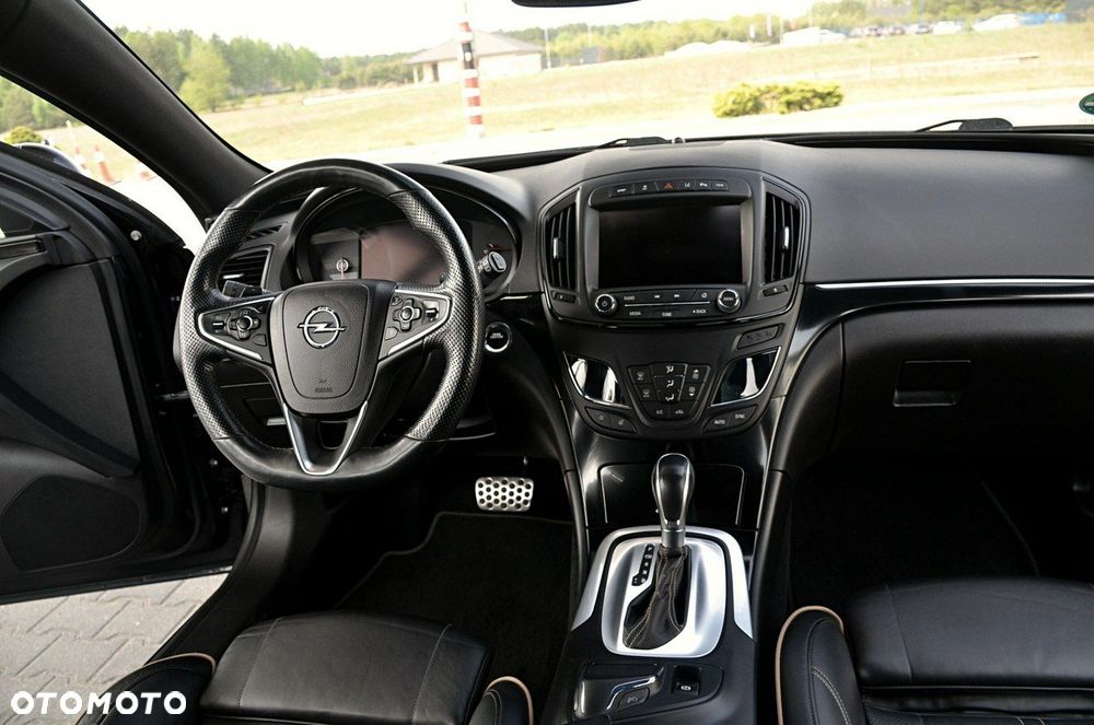 Opel Insignia - 22