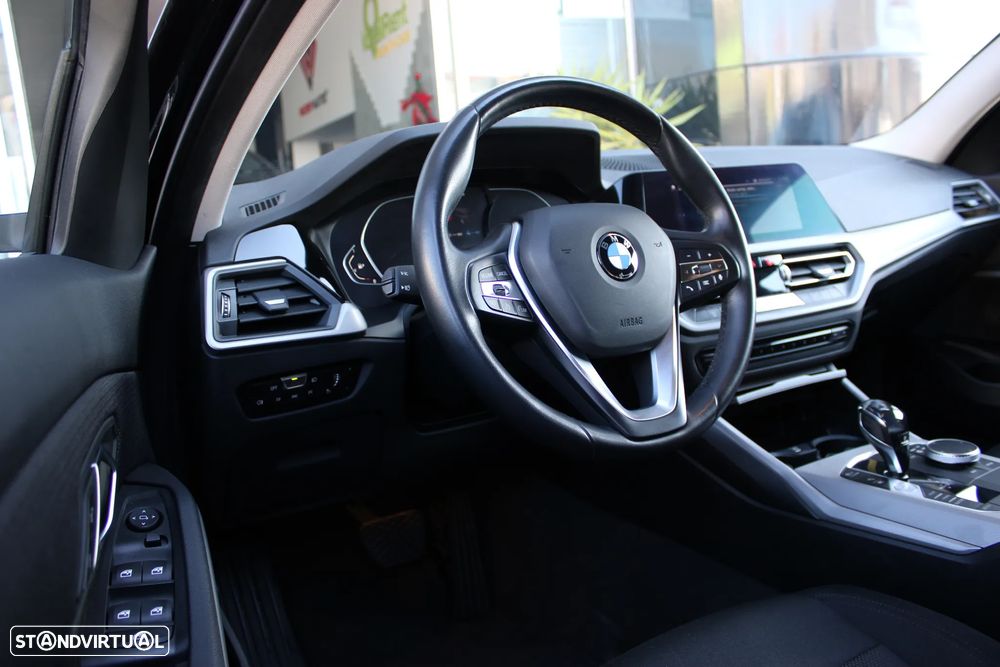 BMW 330 e Corporate Edition Auto - 4