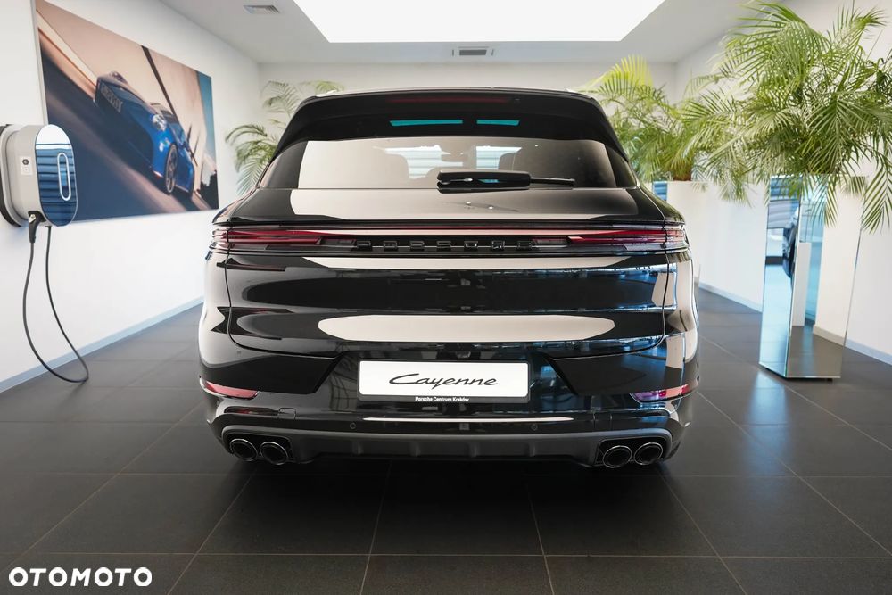 Porsche Cayenne Standard - 5