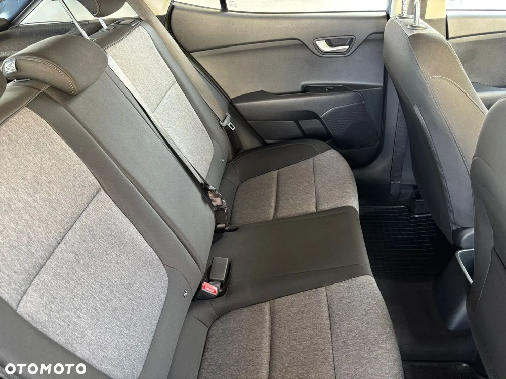 Kia Stonic 1.2 M - 13