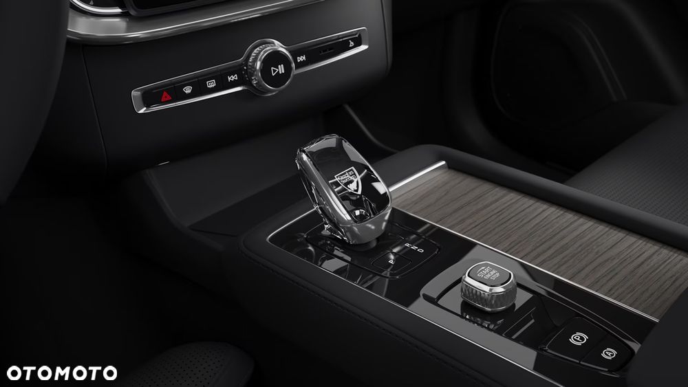 Volvo XC 90 T8 AWD Plug-In Hybrid Ultra Dark 7os - 11