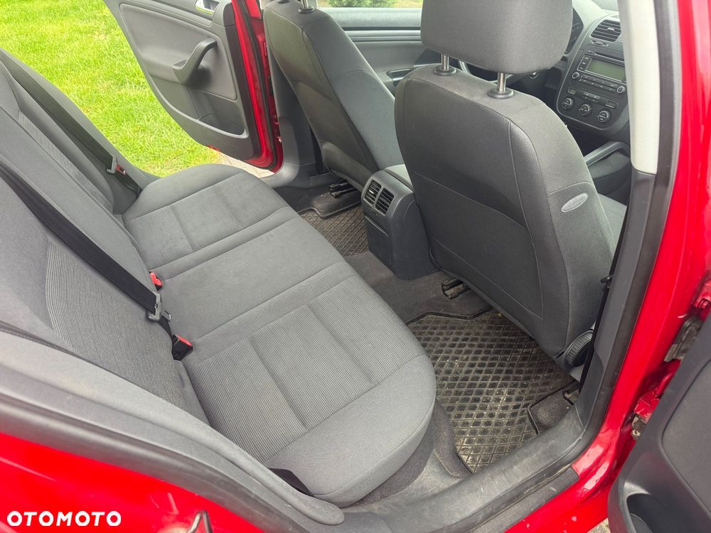 Volkswagen Golf 1.6 FSI Comfortline - 7