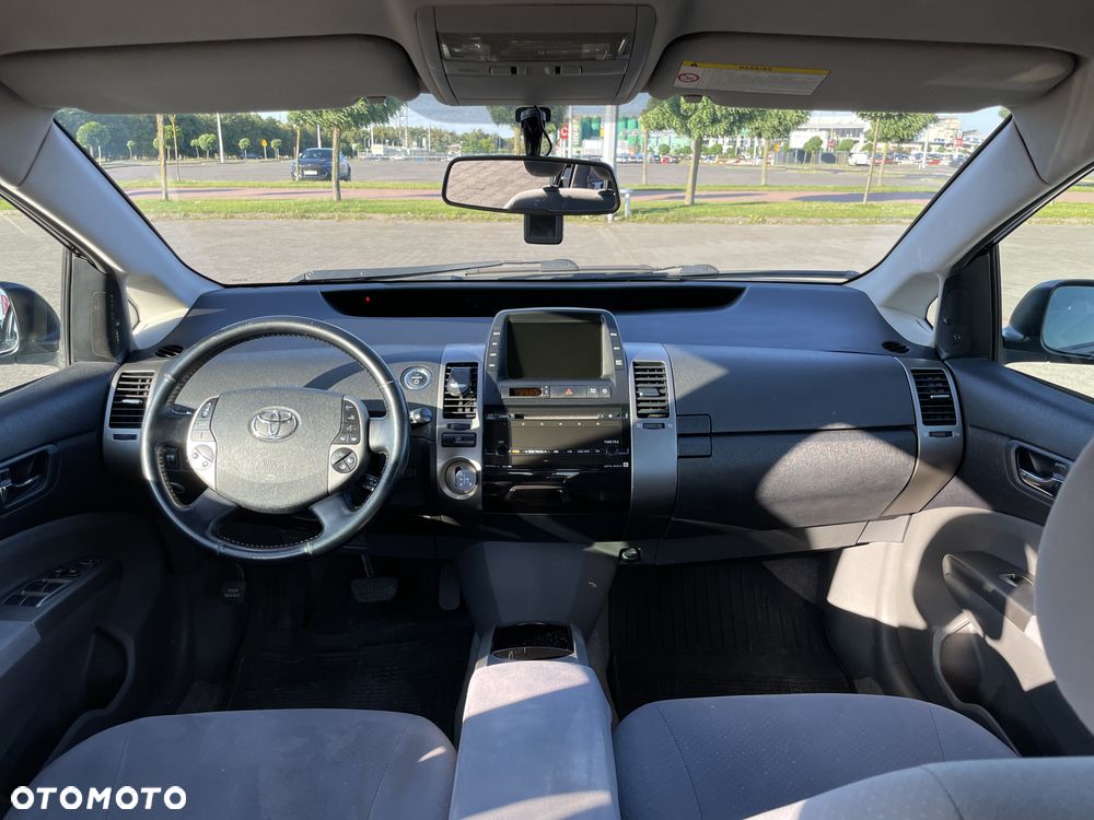 Toyota Prius 1.5 VVT-i Sol (nav) - 3