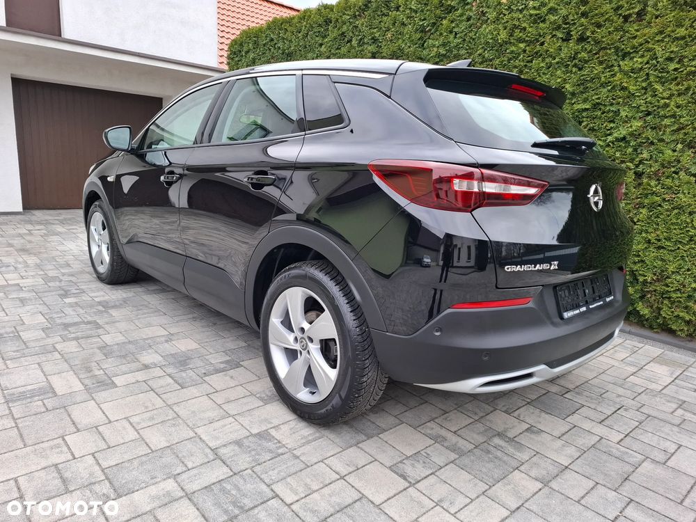 Opel Grandland X 1.2 Start/Stop Automatik Business INNOVATION - 27