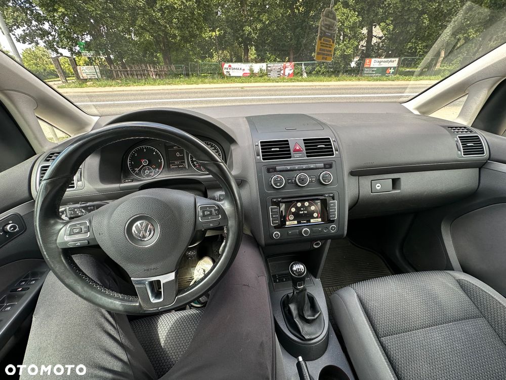 Volkswagen Touran 1.6 TDI DPF BlueMot Comfortline - 12