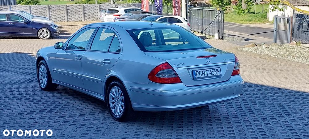 Mercedes-Benz Klasa E - 7