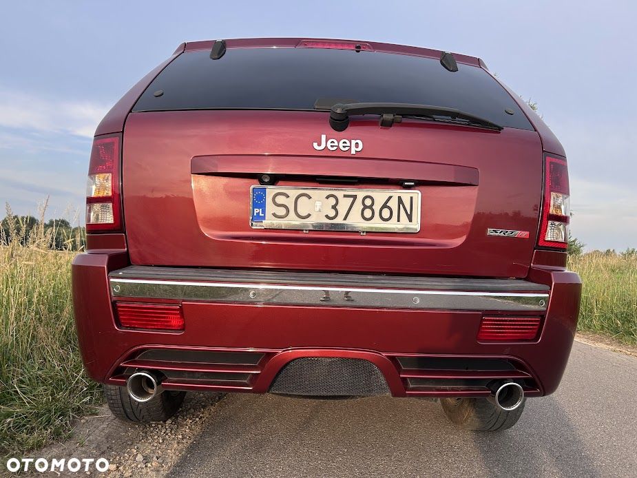 Jeep Grand Cherokee - 15