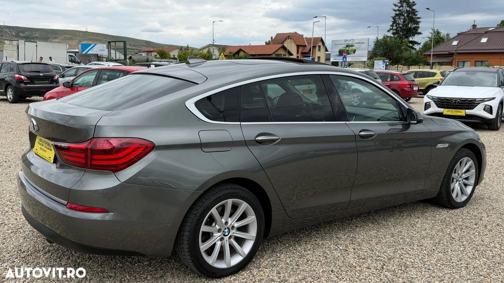 BMW Seria 5 520d Aut. Luxury Line - 3
