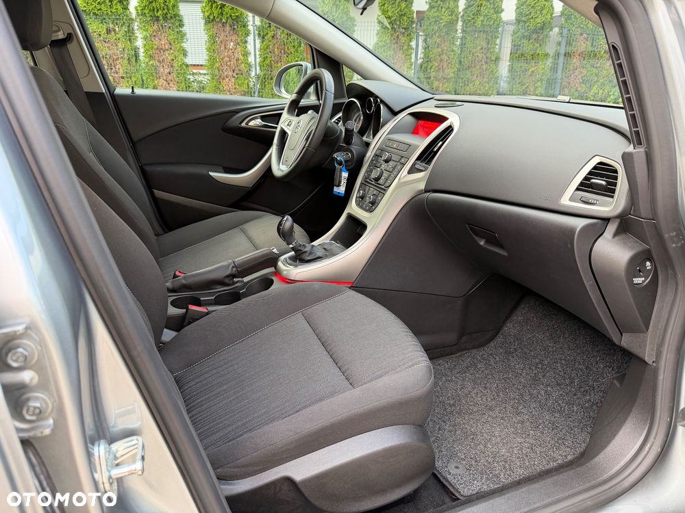 Opel Astra - 17