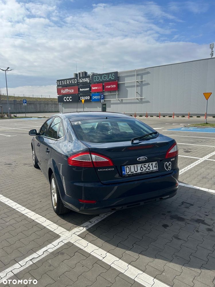 Ford Mondeo 2.0 TDCi ECOnetic Ambiente - 11