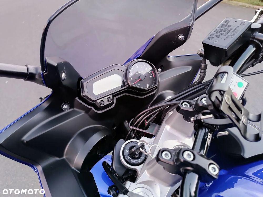 Yamaha FZ6 - 7