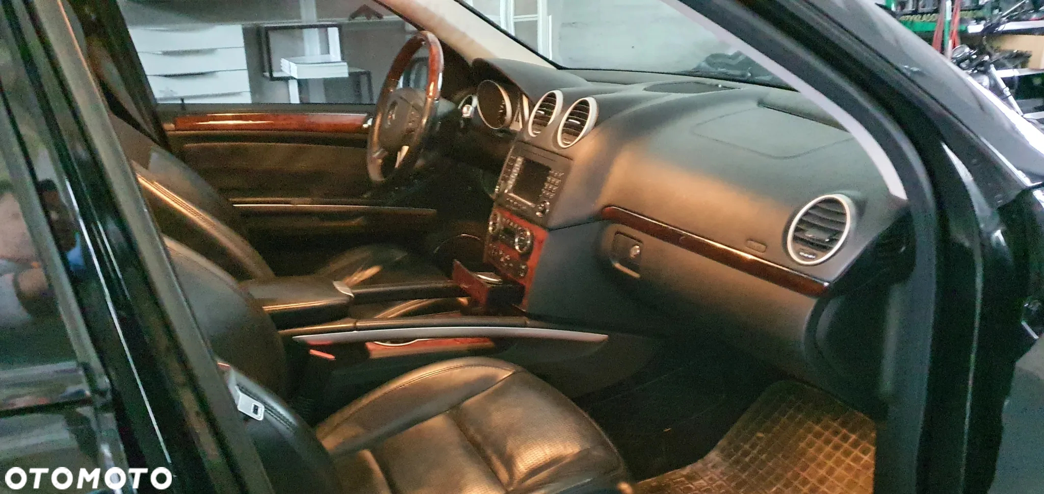 Mercedes-Benz ML 63 AMG 4-Matic - 21
