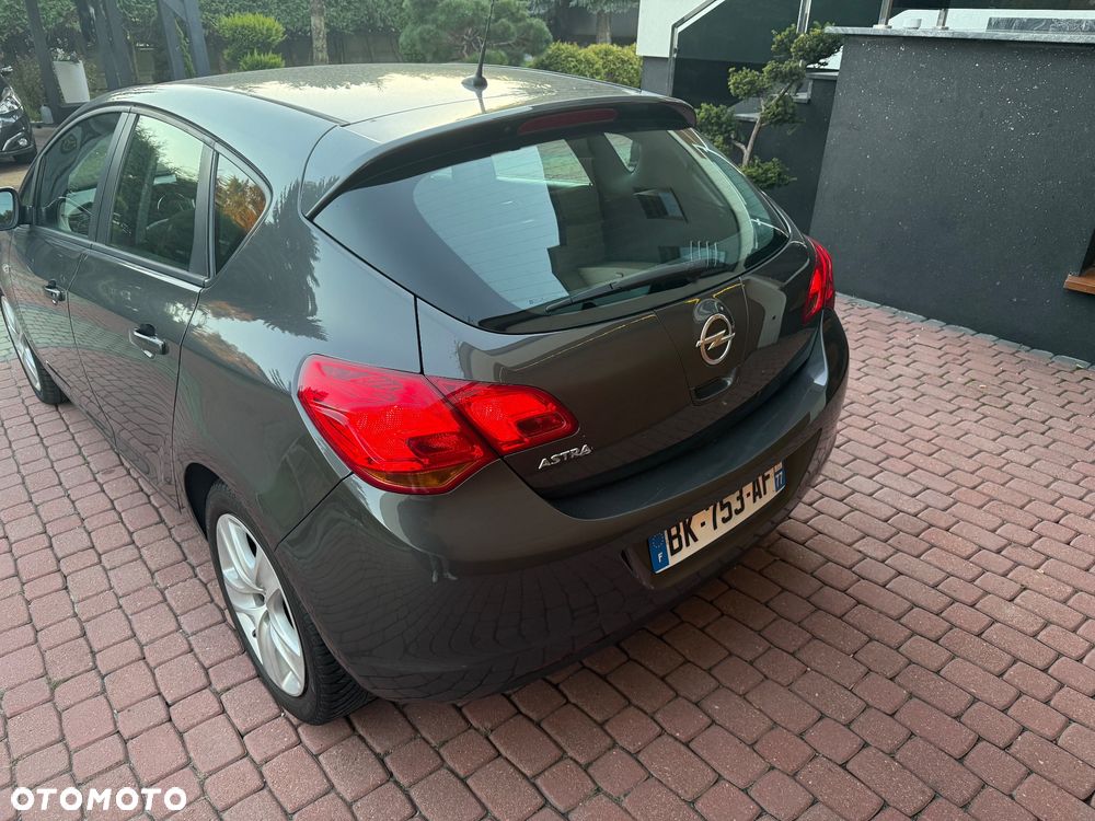 Opel Astra - 3