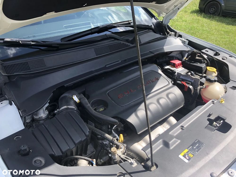 Jeep Compass - 33