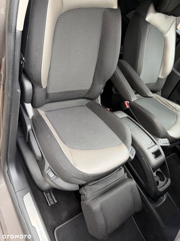Citroën C4 Grand Picasso - 24