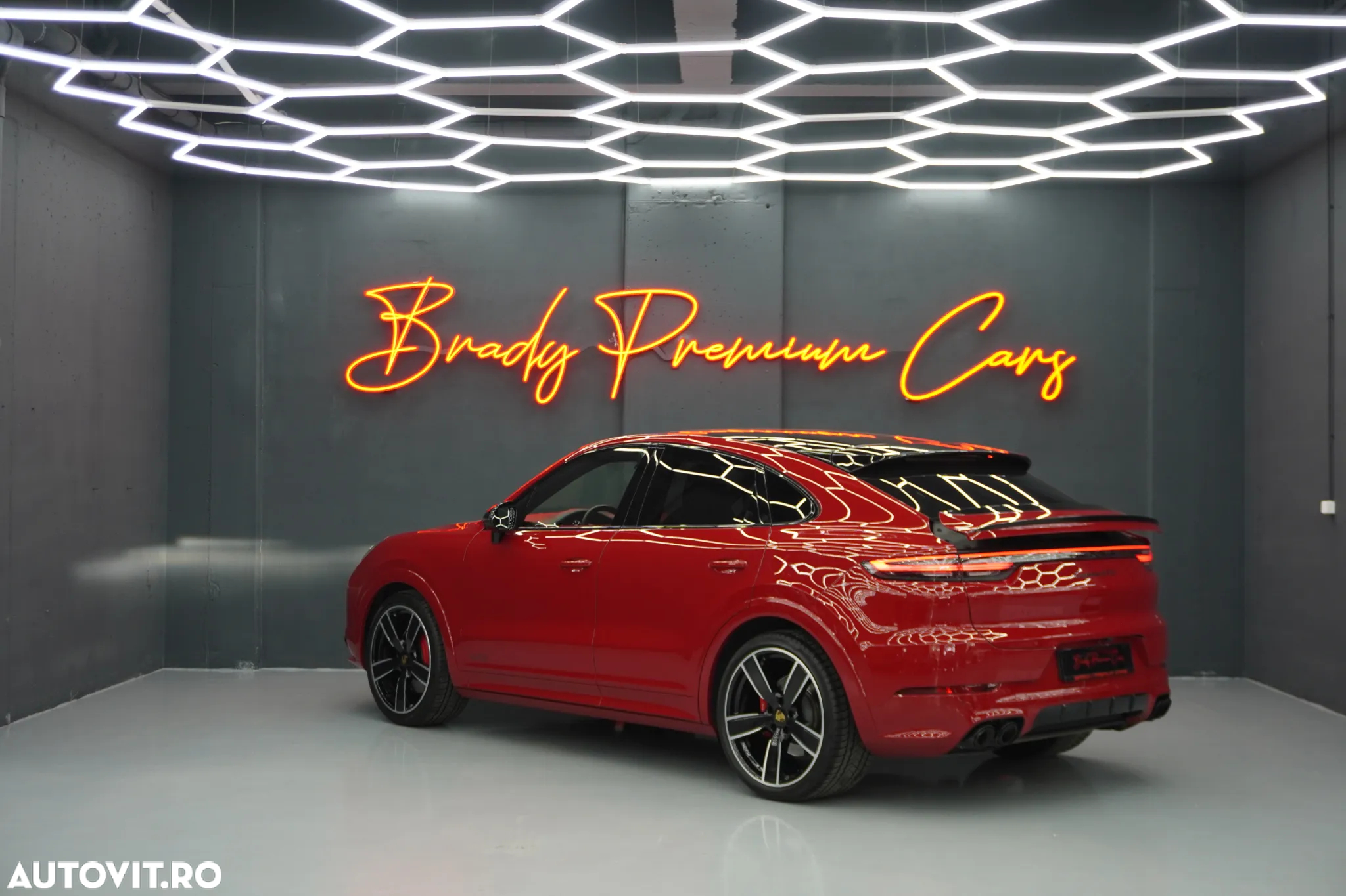 Porsche Cayenne Coupe GTS Tiptronic S - 5