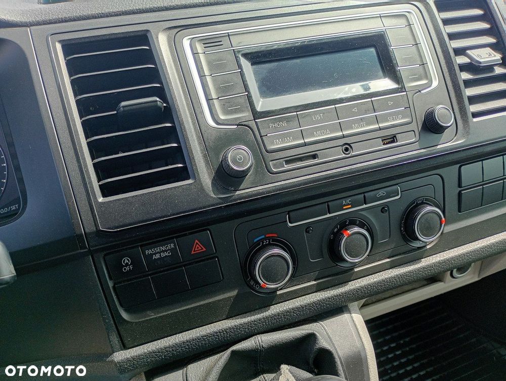 Volkswagen Transporter - 14