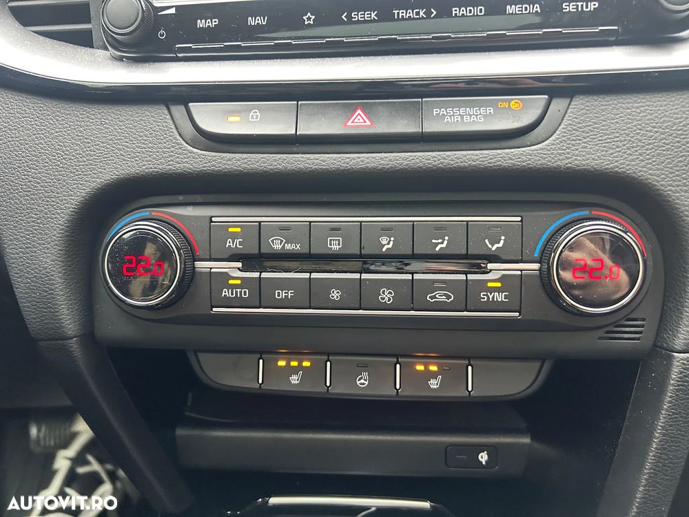 Kia XCeed 1.5 T-GDI 7DCT Style - 11