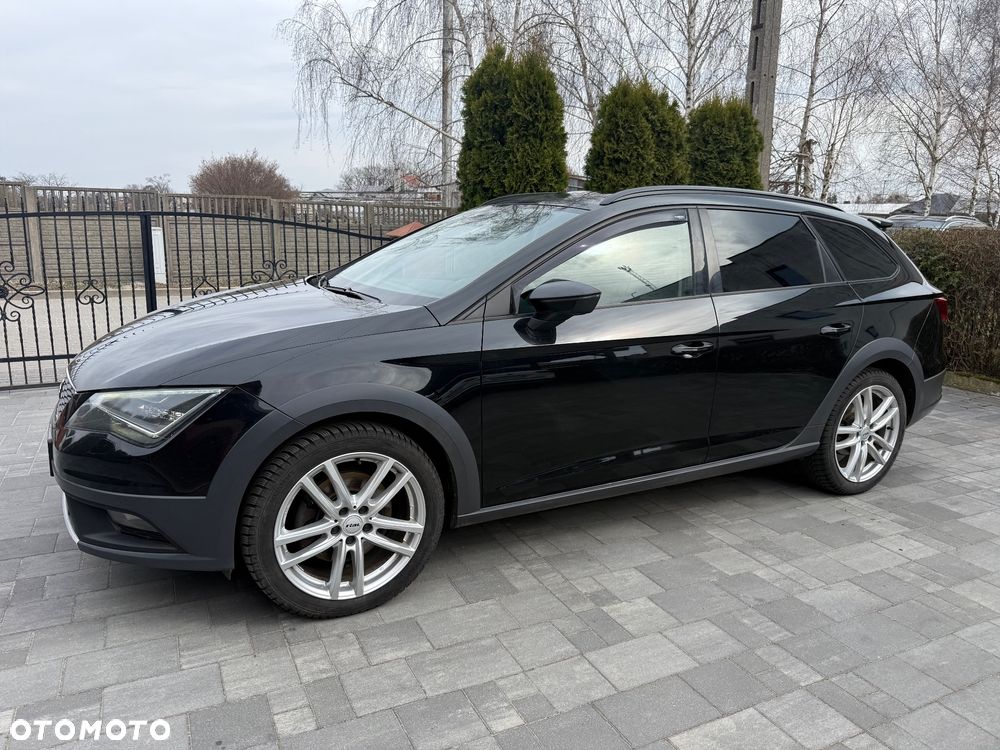 Seat Leon Sportstourer 2.0 TDI Start&Stop 4Drive DSG X-Perience - 2