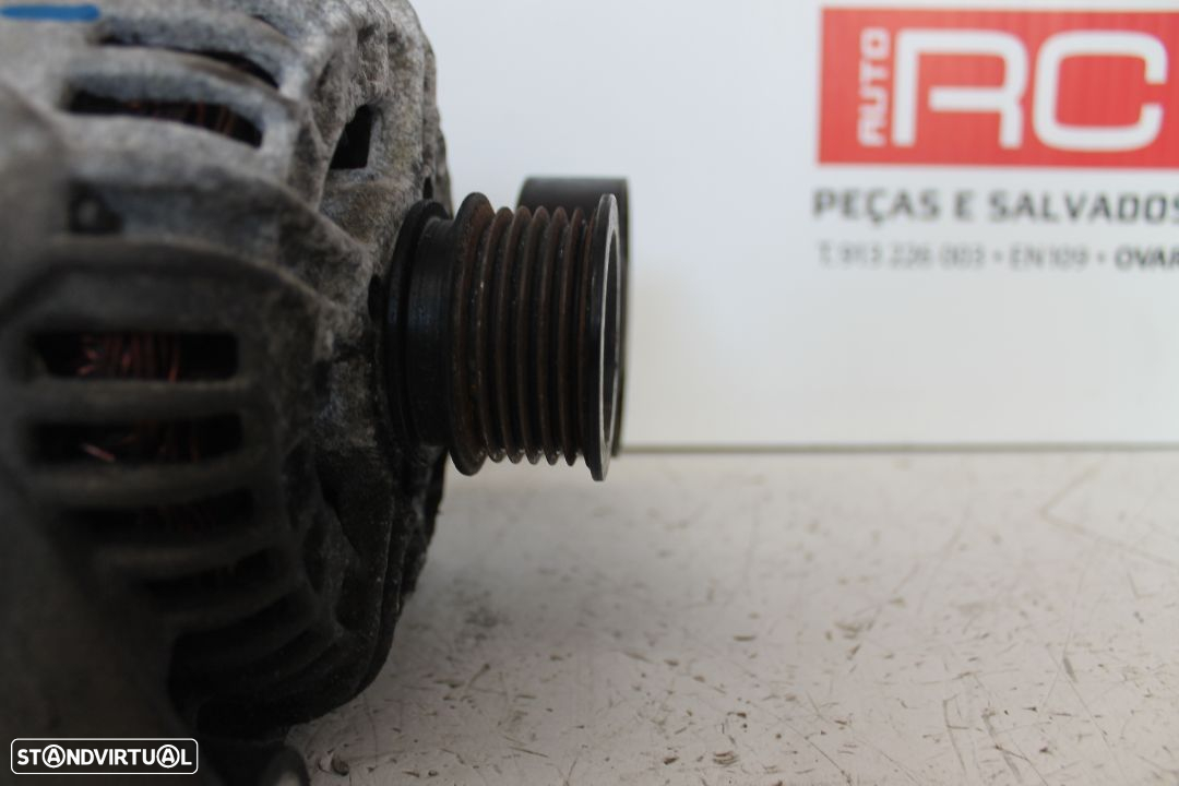 Alternador BMW 525i - 2