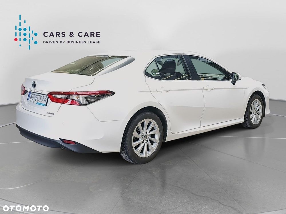 Toyota Camry 2.5 Hybrid Comfort CVT - 29