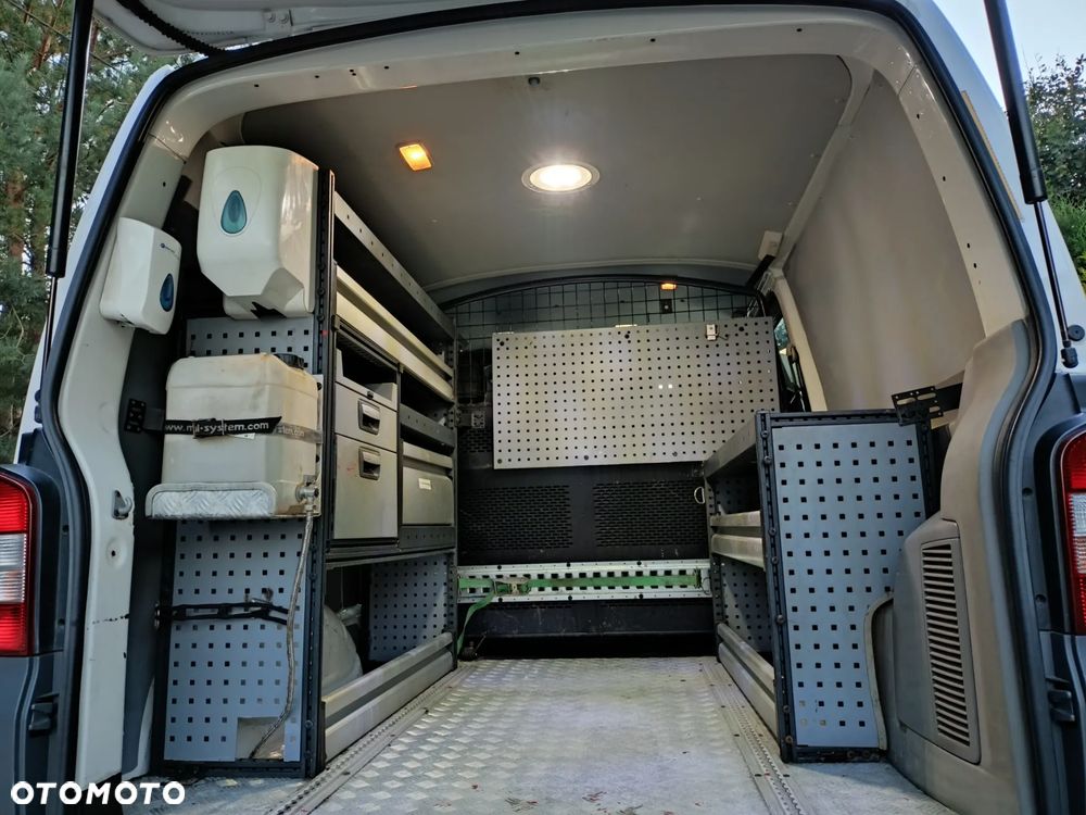 Volkswagen Transporter L2H1 - 21