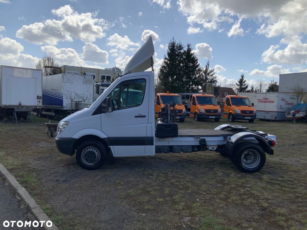 Mercedes-Benz SPRINTER 519 CDI - 8