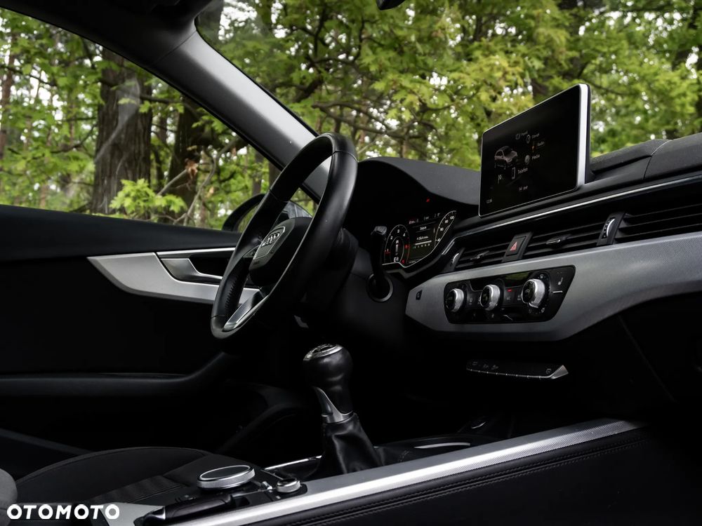 Audi A4 Avant 2.0 TDI sport - 15