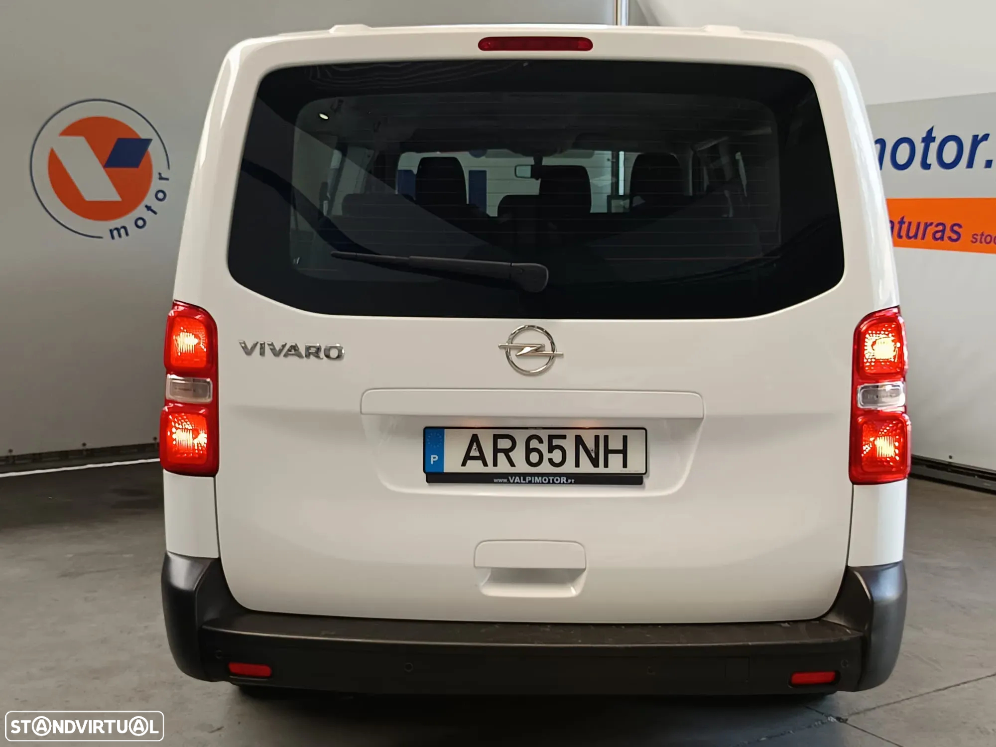 Opel Vivaro 1.5 CDTi L3H1 Essentia Inc - 10