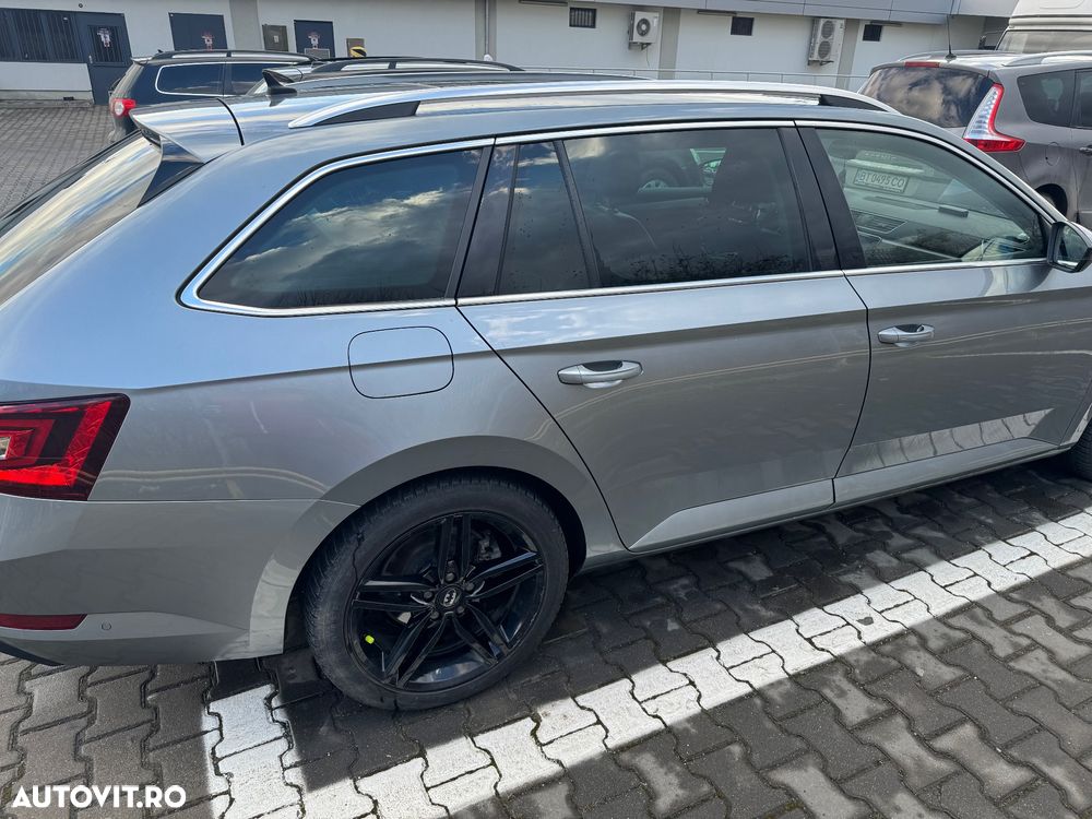 Skoda Superb 2.0 TDI DSG 4X4 Style - 28