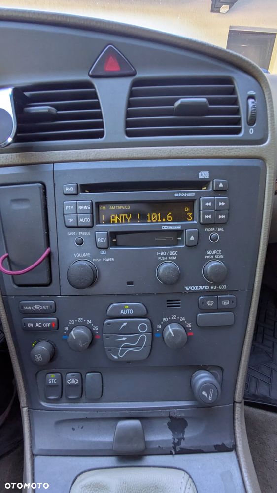 Volvo V70 2.5TDI - 22