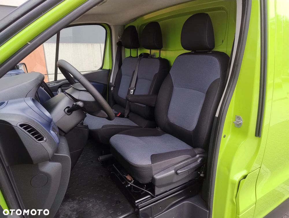 Opel VIVARO 1.6 CDTI (110KM) 6-BIEGÓW (L1H1) STAN SUPER IDEALNY 100% BEZWYPADKOWY LAKIER ORYGINALNY NIE MA RDZY SERWIS KM DO KOŃCA ! ! ! - 9